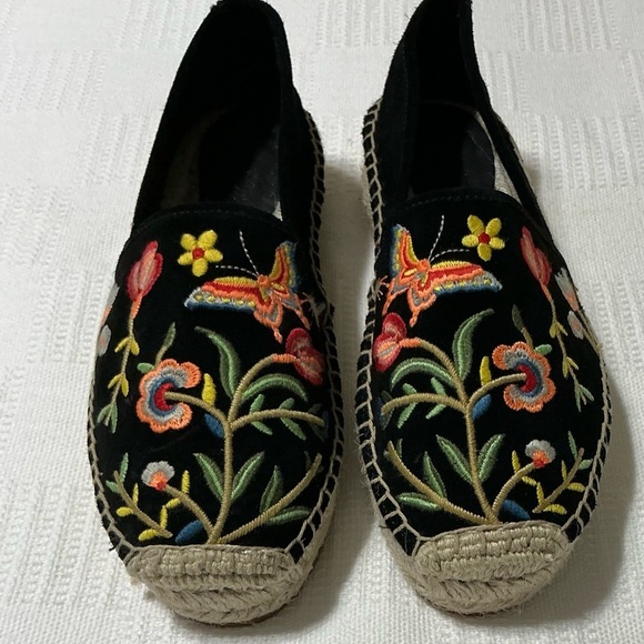 Johnny Was Embroiled Espadrilles Size 6M - Picture 2 of 13